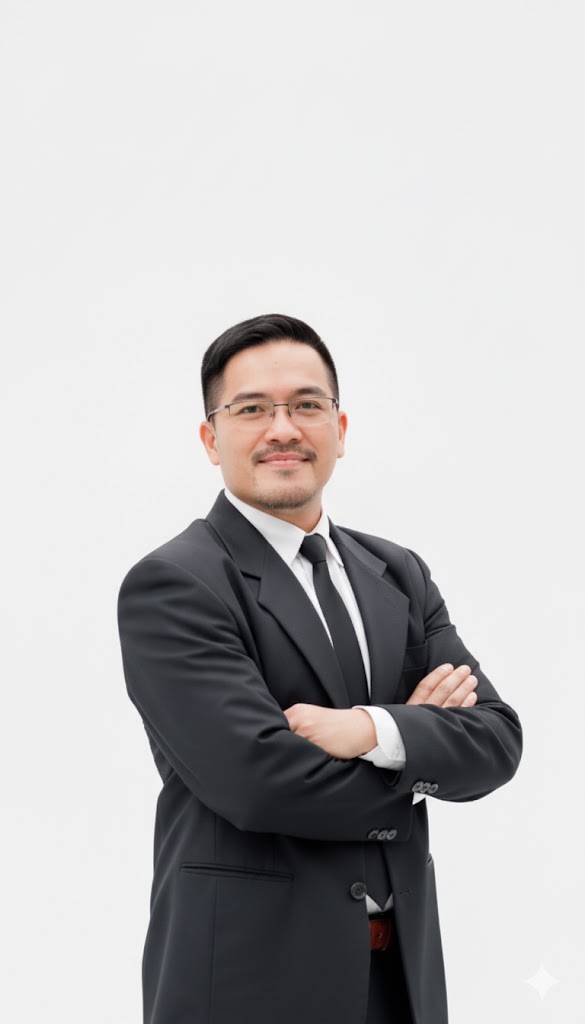 ฉัตรเฉลิม นามวงศ์พรหม